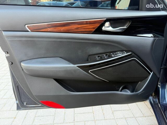 Синий Киа K7, объемом двигателя 3 л и пробегом 195 тыс. км за 18490 $, фото 23 на Automoto.ua
