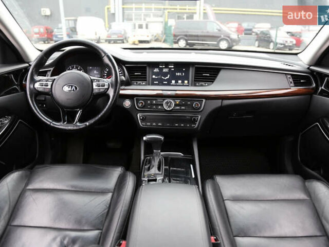 Кіа K7 2017 у Києві на Automoto.ua Синій Кіа K7, об'ємом двигуна 3 л та пробігом 237 тис. км за 17500 $, фото 14 на Automoto.ua