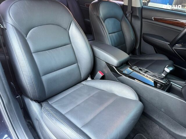 Синий Киа K7, объемом двигателя 3 л и пробегом 195 тыс. км за 18490 $, фото 20 на Automoto.ua