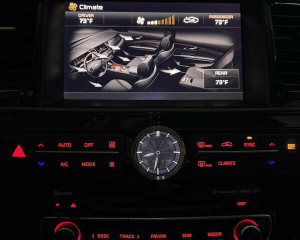 Білий Кіа K900, об'ємом двигуна 5 л та пробігом 125 тис. км за 23000 $, фото 68 на Automoto.ua