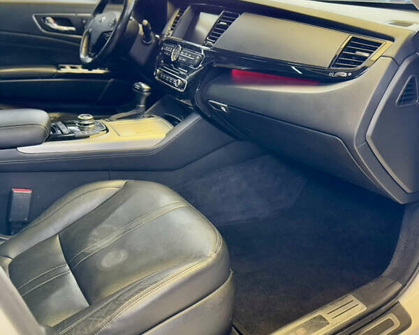Білий Кіа K900, об'ємом двигуна 5 л та пробігом 125 тис. км за 23000 $, фото 63 на Automoto.ua