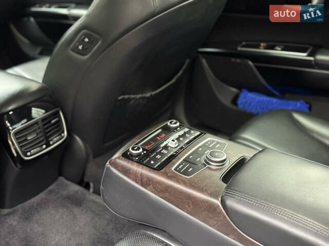 Киа K900 2012 в Харькове на Automoto.ua Черный Киа K900, объемом двигателя 3.3 л и пробегом 167 тыс. км за 19999 $, фото 21 на Automoto.ua