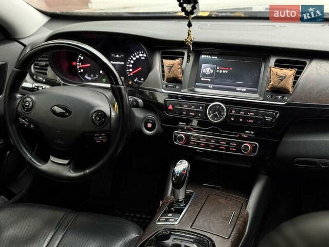Киа K900 2012 в Харькове на Automoto.ua Черный Киа K900, объемом двигателя 3.3 л и пробегом 167 тыс. км за 19999 $, фото 29 на Automoto.ua