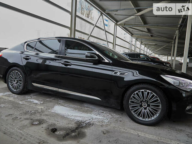 Чорний Кіа K900, об'ємом двигуна 3.3 л та пробігом 99 тис. км за 13300 $, фото 36 на Automoto.ua