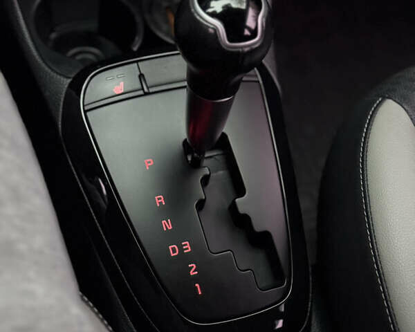 Серый Киа Morning, объемом двигателя 1 л и пробегом 135 тыс. км за 10700 $, фото 51 на Automoto.ua