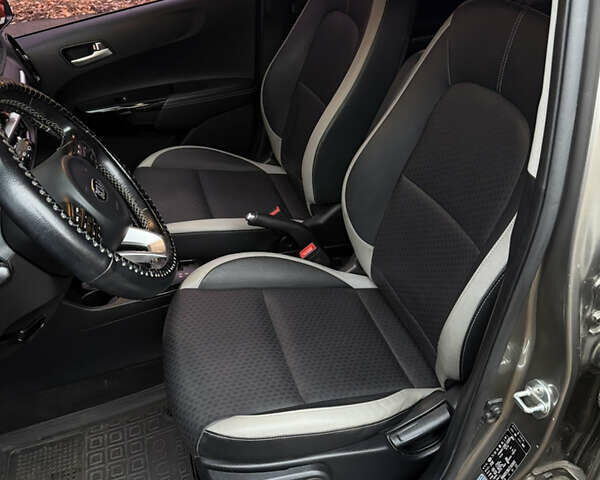 Серый Киа Morning, объемом двигателя 1 л и пробегом 135 тыс. км за 10700 $, фото 37 на Automoto.ua