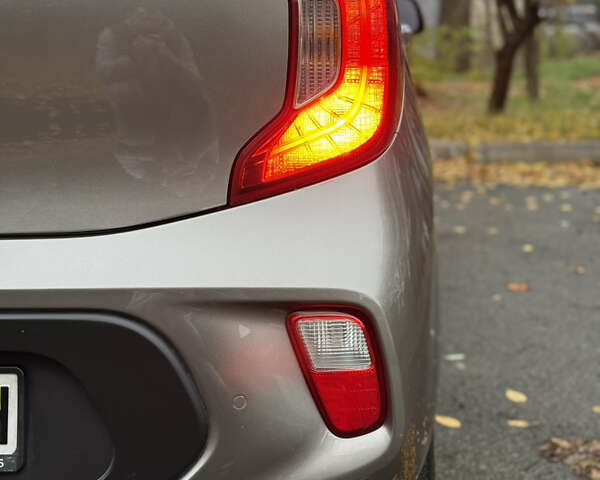Серый Киа Morning, объемом двигателя 1 л и пробегом 135 тыс. км за 10700 $, фото 30 на Automoto.ua
