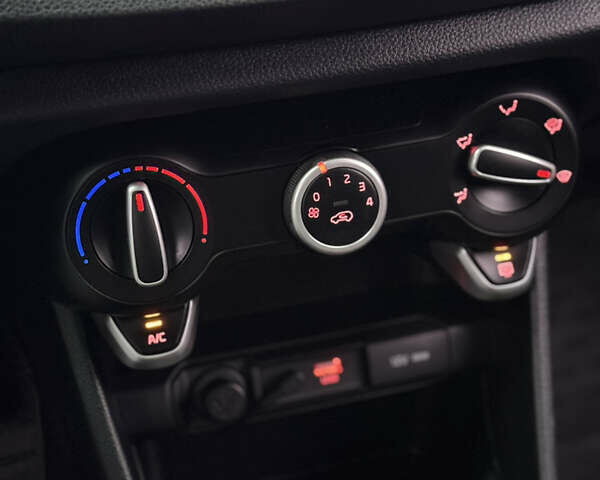 Серый Киа Morning, объемом двигателя 1 л и пробегом 135 тыс. км за 10700 $, фото 53 на Automoto.ua