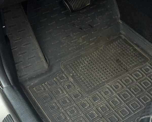 Серый Киа Morning, объемом двигателя 1 л и пробегом 135 тыс. км за 10700 $, фото 41 на Automoto.ua