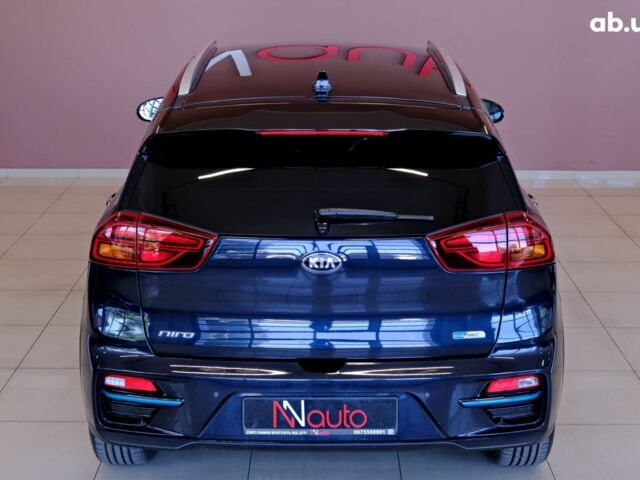 Синий Киа Niro EV, объемом двигателя 0 л и пробегом 97 тыс. км за 22500 $, фото 5 на Automoto.ua