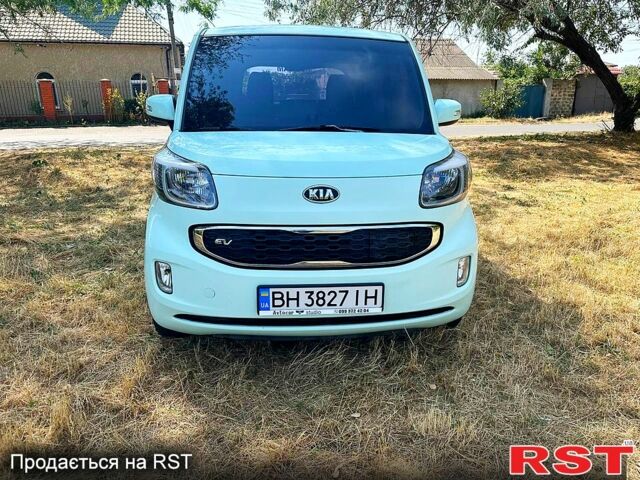 Белый Киа Ray, объемом двигателя 0 л и пробегом 89 тыс. км за 4500 $, фото 2 на Automoto.ua