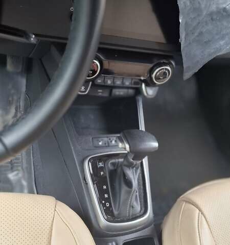 Белый Киа Rio X, объемом двигателя 1.59 л и пробегом 20 тыс. км за 8000 $, фото 7 на Automoto.ua