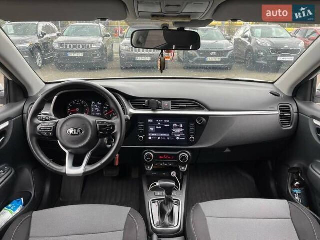 Киа Rio X 2021 в Киеве на Automoto.ua Белый Киа Rio X, объемом двигателя 1.59 л и пробегом 75 тыс. км за 16990 $, фото 12 на Automoto.ua