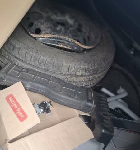 Белый Киа Rio X, объемом двигателя 1.59 л и пробегом 20 тыс. км за 8000 $, фото 5 на Automoto.ua