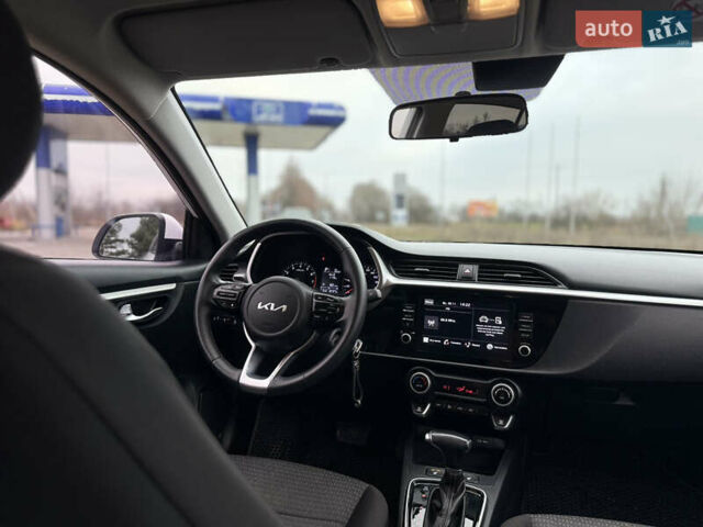 Белый Киа Rio X, объемом двигателя 1.6 л и пробегом 30 тыс. км за 15600 $, фото 18 на Automoto.ua