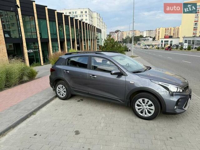 Сірий Кіа Rio X, об'ємом двигуна 1.59 л та пробігом 27 тис. км за 18500 $, фото 19 на Automoto.ua