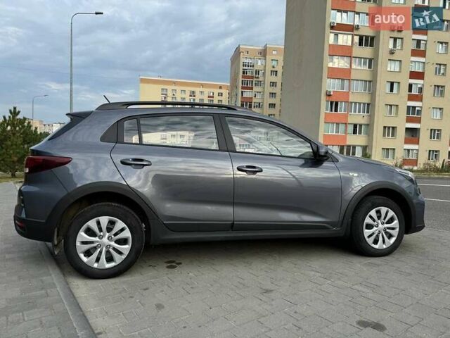Сірий Кіа Rio X, об'ємом двигуна 1.59 л та пробігом 27 тис. км за 18500 $, фото 18 на Automoto.ua