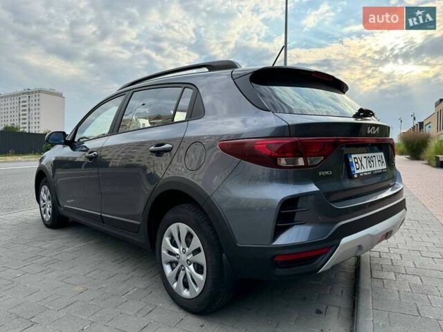 Сірий Кіа Rio X, об'ємом двигуна 1.59 л та пробігом 27 тис. км за 18500 $, фото 11 на Automoto.ua