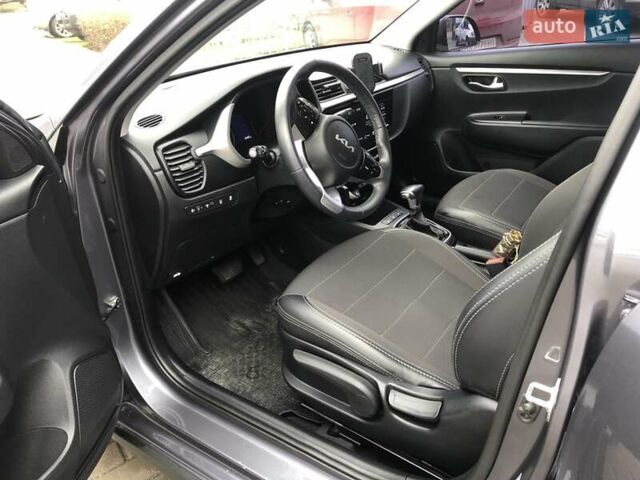 Серый Киа Rio X, объемом двигателя 1.59 л и пробегом 33 тыс. км за 16900 $, фото 8 на Automoto.ua
