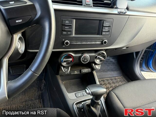 Синий Киа Rio X, объемом двигателя 1.4 л и пробегом 20 тыс. км за 18100 $, фото 2 на Automoto.ua