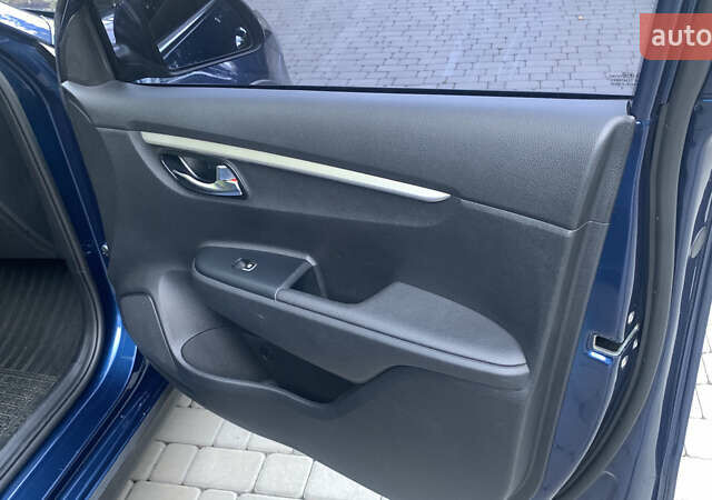 Синій Кіа Rio X, об'ємом двигуна 1.59 л та пробігом 20 тис. км за 19000 $, фото 27 на Automoto.ua