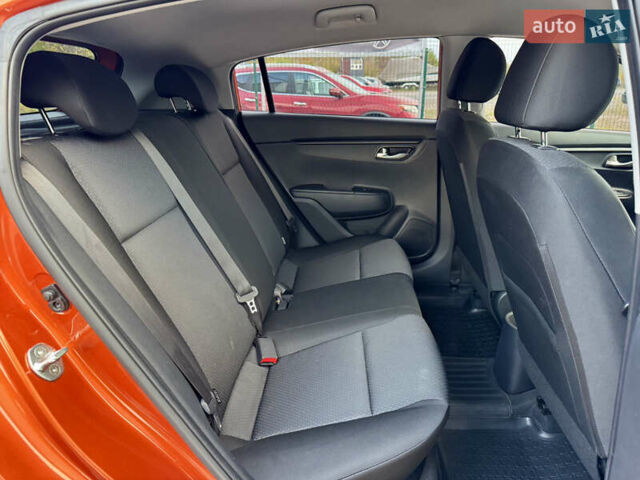 Киа Rio X 2021 в Киеве на Automoto.ua Оранжевый Киа Rio X, объемом двигателя 1.59 л и пробегом 55 тыс. км за 17800 $, фото 26 на Automoto.ua