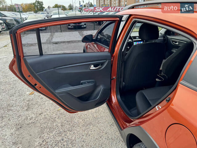 Киа Rio X 2021 в Киеве на Automoto.ua Оранжевый Киа Rio X, объемом двигателя 1.59 л и пробегом 55 тыс. км за 17800 $, фото 15 на Automoto.ua
