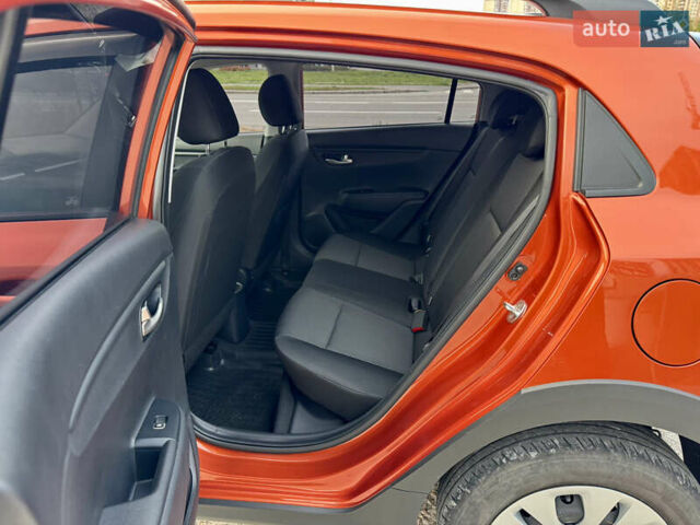 Киа Rio X 2021 в Киеве на Automoto.ua Оранжевый Киа Rio X, объемом двигателя 1.59 л и пробегом 55 тыс. км за 17800 $, фото 18 на Automoto.ua