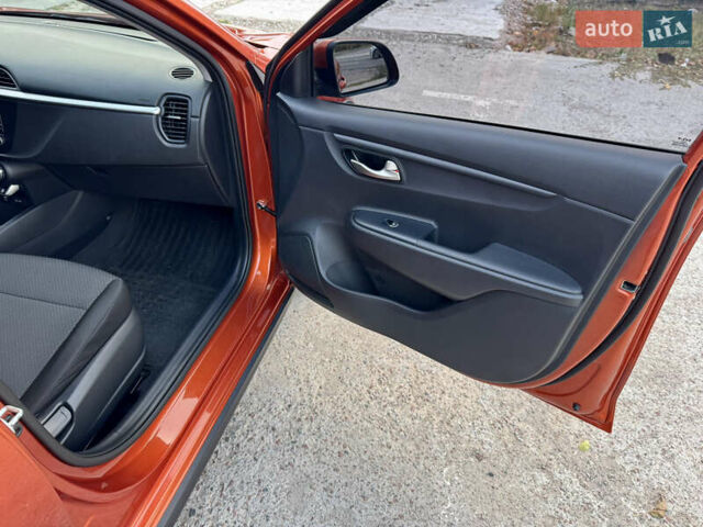 Киа Rio X 2021 в Киеве на Automoto.ua Оранжевый Киа Rio X, объемом двигателя 1.59 л и пробегом 55 тыс. км за 17800 $, фото 29 на Automoto.ua