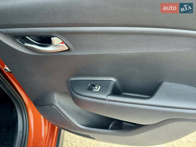 Киа Rio X 2021 в Киеве на Automoto.ua Оранжевый Киа Rio X, объемом двигателя 1.59 л и пробегом 55 тыс. км за 17800 $, фото 24 на Automoto.ua