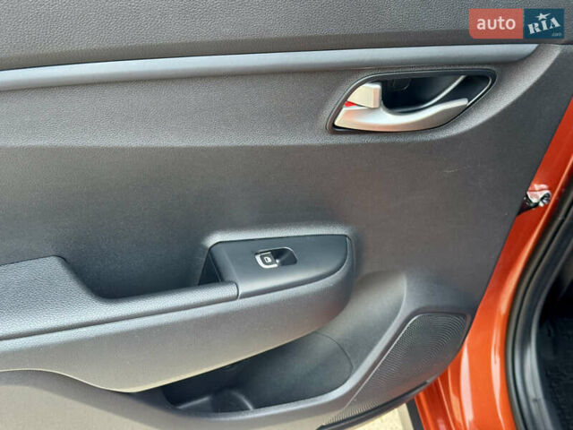 Киа Rio X 2021 в Киеве на Automoto.ua Оранжевый Киа Rio X, объемом двигателя 1.59 л и пробегом 55 тыс. км за 17800 $, фото 17 на Automoto.ua