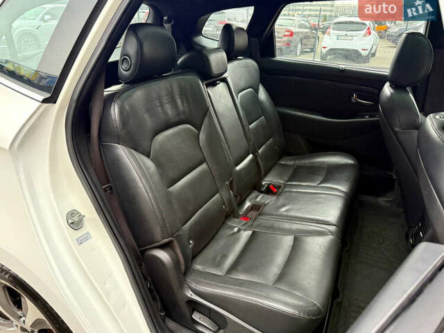 Белый Киа Rondo, объемом двигателя 2 л и пробегом 189 тыс. км за 9900 $, фото 40 на Automoto.ua