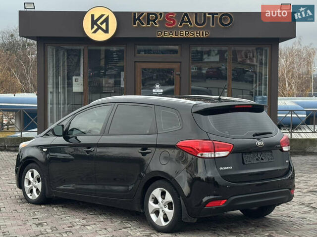 Черный Киа Rondo, объемом двигателя 2 л и пробегом 227 тыс. км за 10900 $, фото 7 на Automoto.ua