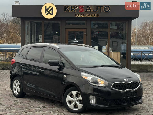 Черный Киа Rondo, объемом двигателя 2 л и пробегом 227 тыс. км за 10900 $, фото 5 на Automoto.ua