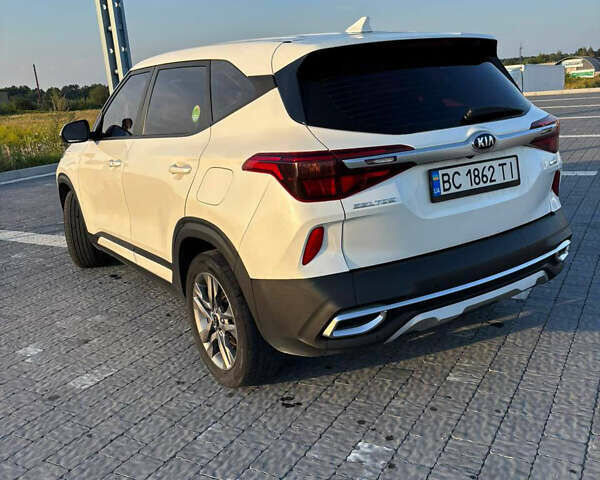 Білий Кіа Seltos, об'ємом двигуна 1.6 л та пробігом 154 тис. км за 19700 $, фото 6 на Automoto.ua