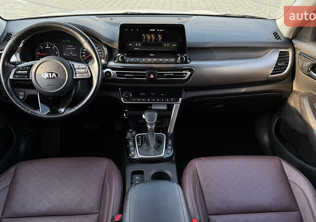 Белый Киа Seltos, объемом двигателя 1.6 л и пробегом 180 тыс. км за 22000 $, фото 8 на Automoto.ua
