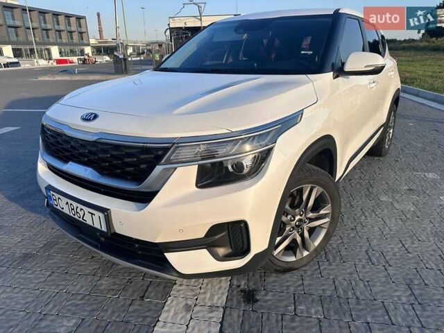 Білий Кіа Seltos, об'ємом двигуна 1.6 л та пробігом 154 тис. км за 19700 $, фото 1 на Automoto.ua
