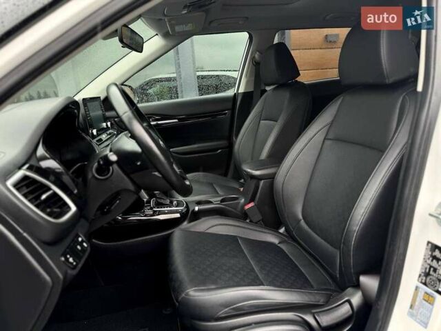 Белый Киа Seltos, объемом двигателя 2 л и пробегом 139 тыс. км за 17698 $, фото 35 на Automoto.ua
