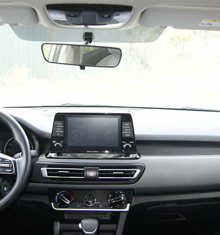 Белый Киа Seltos, объемом двигателя 1.98 л и пробегом 30 тыс. км за 17777 $, фото 20 на Automoto.ua