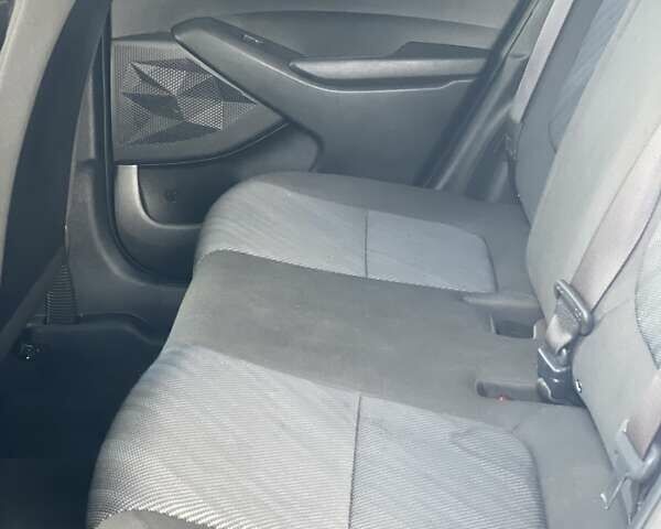Белый Киа Seltos, объемом двигателя 1.98 л и пробегом 30 тыс. км за 18500 $, фото 18 на Automoto.ua