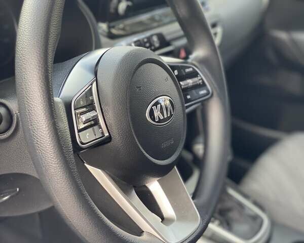 Киа Seltos 2020 в Соленом на Automoto.ua Белый Киа Seltos, объемом двигателя 1.98 л и пробегом 30 тыс. км за 18500 $, фото 51 на Automoto.ua