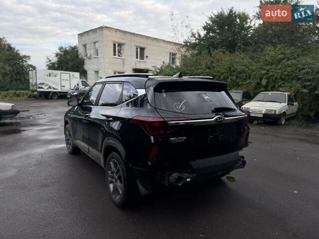 Чорний Кіа Seltos, об'ємом двигуна 2 л та пробігом 65 тис. км за 10500 $, фото 6 на Automoto.ua