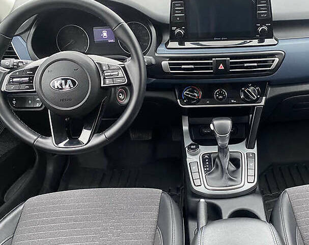 Червоний Кіа Seltos, об'ємом двигуна 1.59 л та пробігом 31 тис. км за 17800 $, фото 17 на Automoto.ua