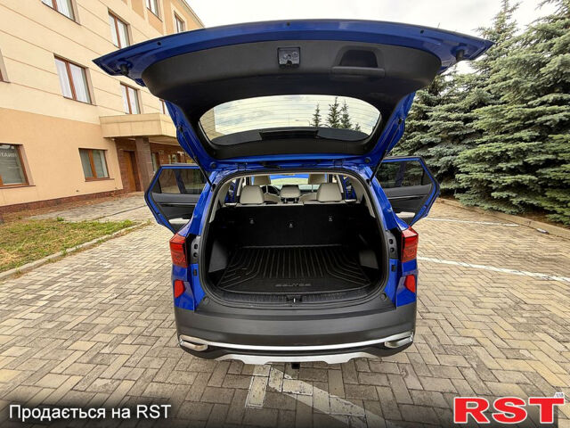 Киа Seltos, объемом двигателя 2 л и пробегом 110 тыс. км за 18700 $, фото 9 на Automoto.ua