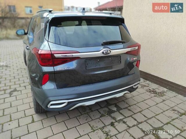 Серый Киа Seltos, объемом двигателя 1.59 л и пробегом 17 тыс. км за 21800 $, фото 3 на Automoto.ua