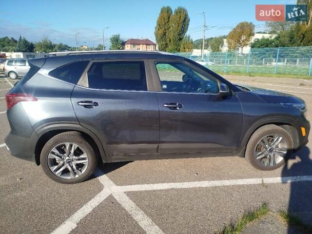 Сірий Кіа Seltos, об'ємом двигуна 2 л та пробігом 53 тис. км за 17900 $, фото 9 на Automoto.ua