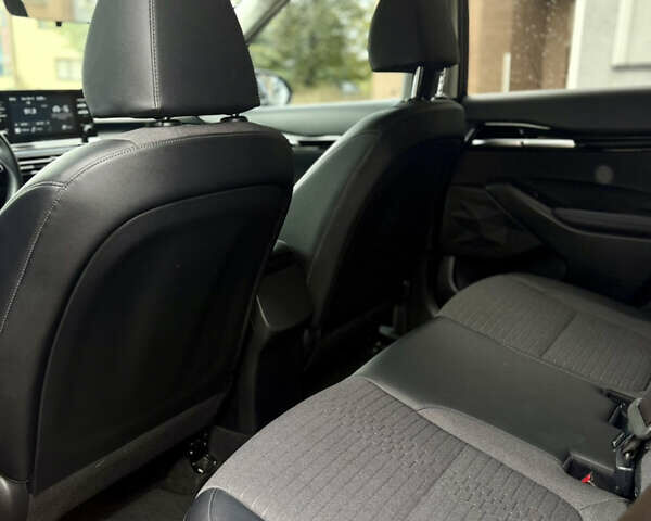 Сірий Кіа Seltos, об'ємом двигуна 1.98 л та пробігом 96 тис. км за 18499 $, фото 24 на Automoto.ua