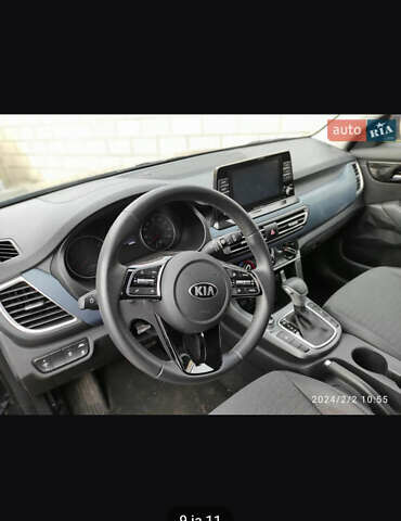 Синий Киа Seltos, объемом двигателя 2 л и пробегом 49 тыс. км за 18500 $, фото 7 на Automoto.ua