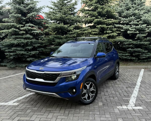 Синий Киа Seltos, объемом двигателя 2 л и пробегом 110 тыс. км за 18700 $, фото 32 на Automoto.ua