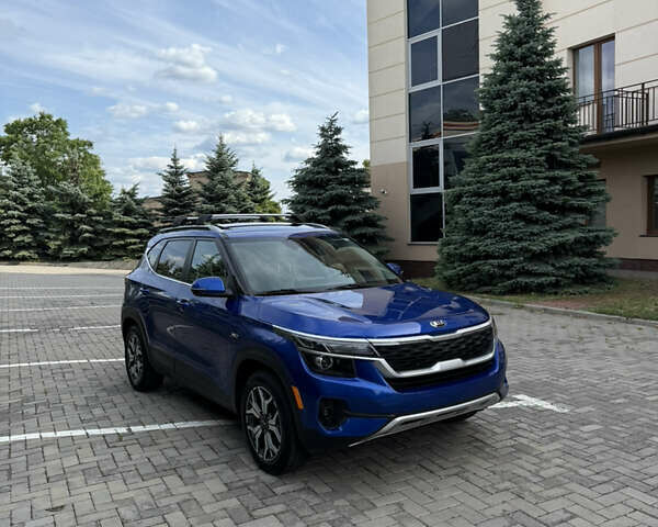 Синий Киа Seltos, объемом двигателя 2 л и пробегом 110 тыс. км за 18700 $, фото 29 на Automoto.ua